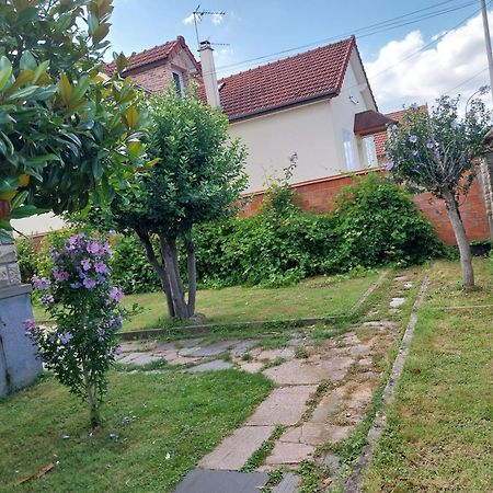Zoe 1 Bed & Breakfast Savigny-sur-Orge Exterior foto